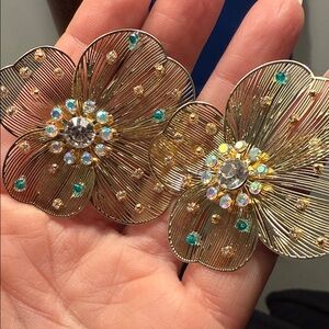 Elegant Gold Floral Earrings